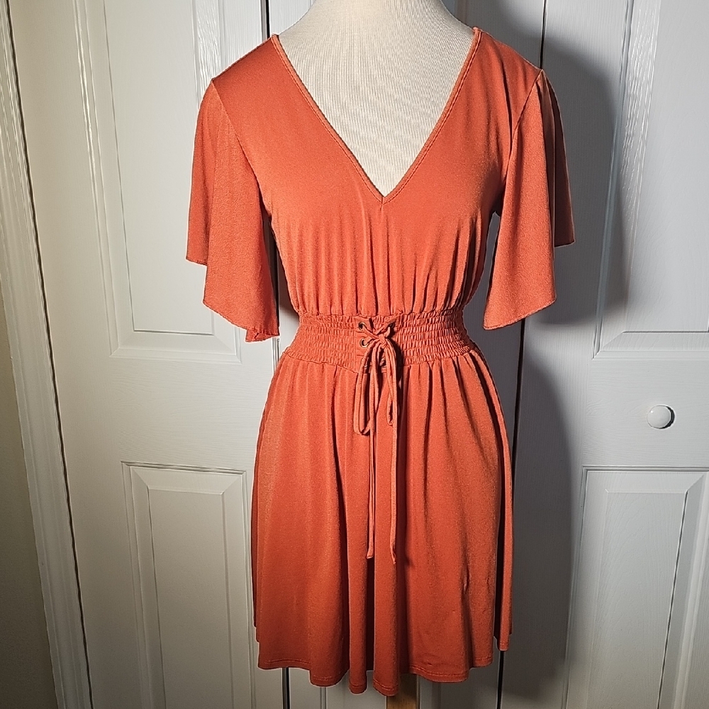 Bailey Blue:‎ Vibrant Orange/rust Mini Dress. Renisance SZ small Elastic Waist.